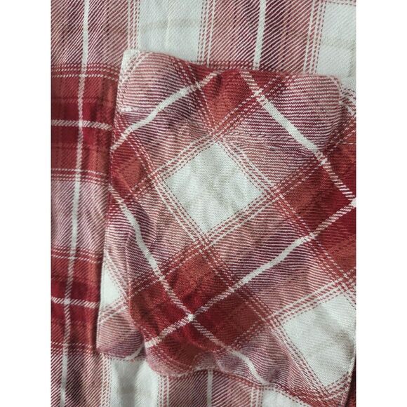 Maurices Button Front Top 0X Womens Plus Size Red White Long Sleeve Pocket Top - Picture 5 of 6